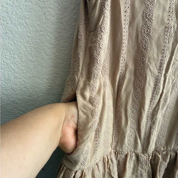 BCBGeneration Women's Drop Waist Eyelet Embroidered Tan Romper S - Picture 12 of 14